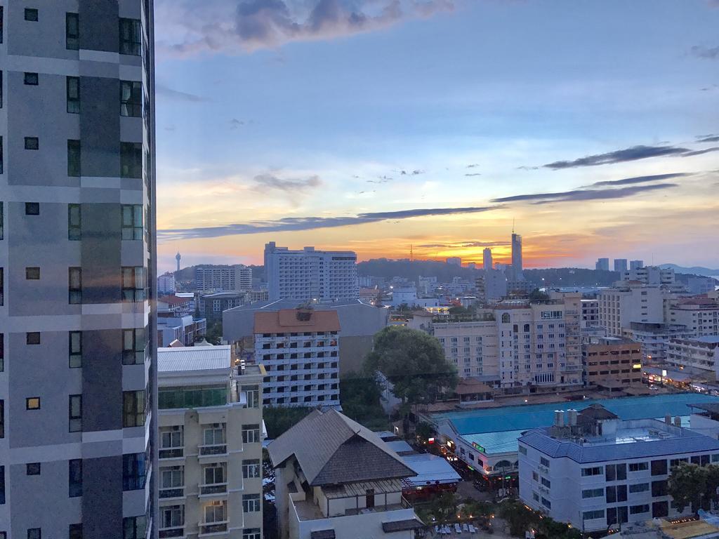 Base Central Pattaya By Alex المظهر الخارجي الصورة